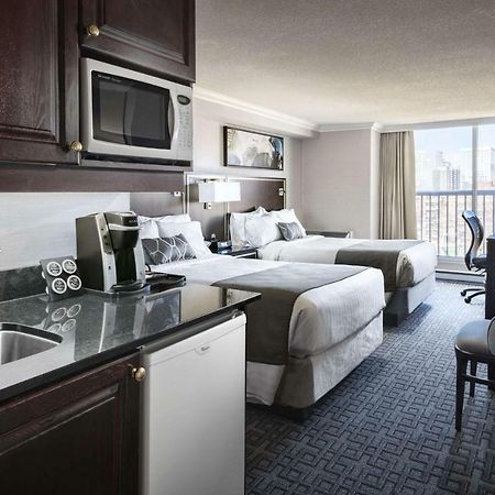 Best Western Plus Ottawa Downtown Suites מראה חיצוני תמונה