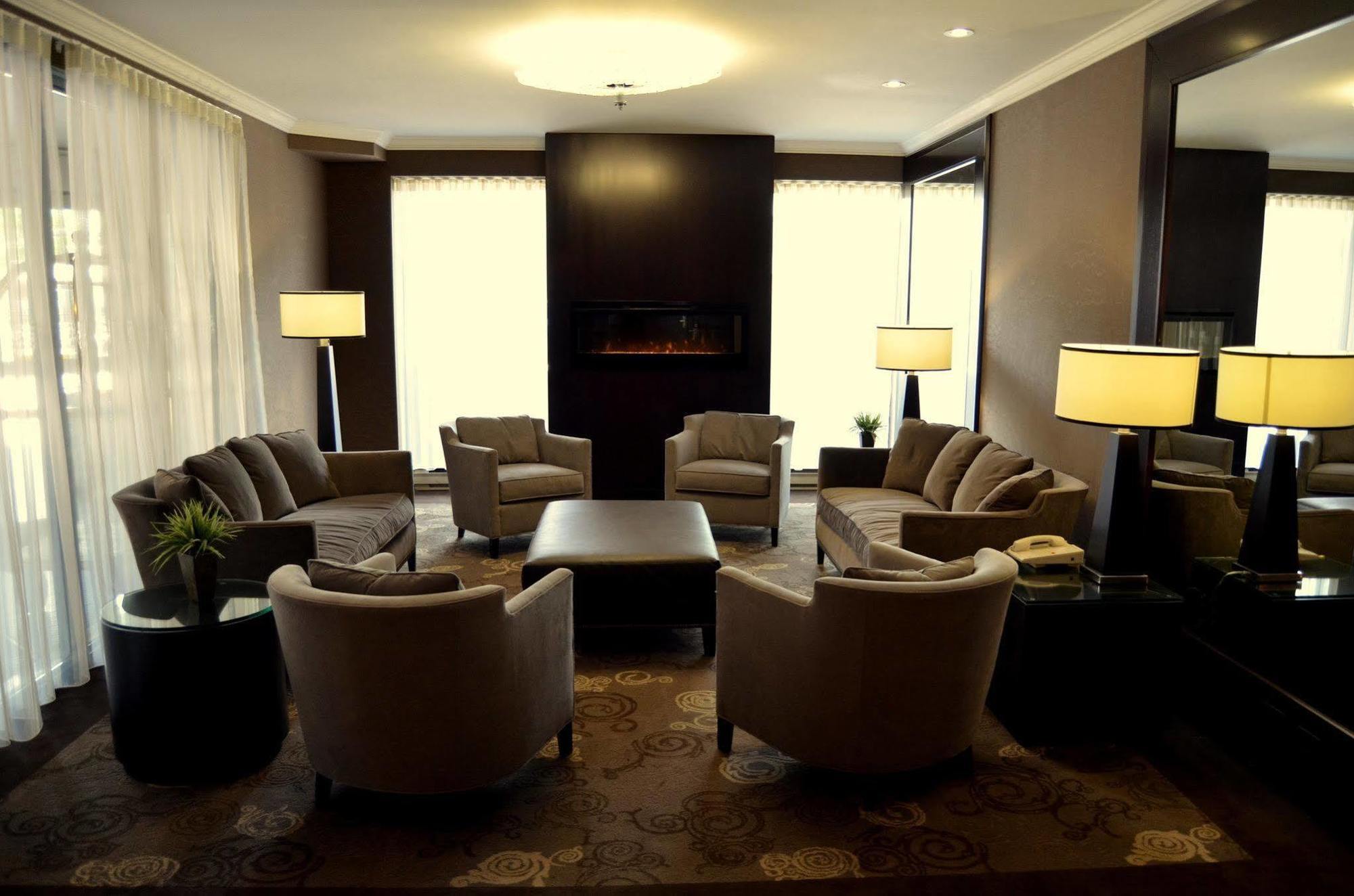Best Western Plus Ottawa Downtown Suites מראה חיצוני תמונה