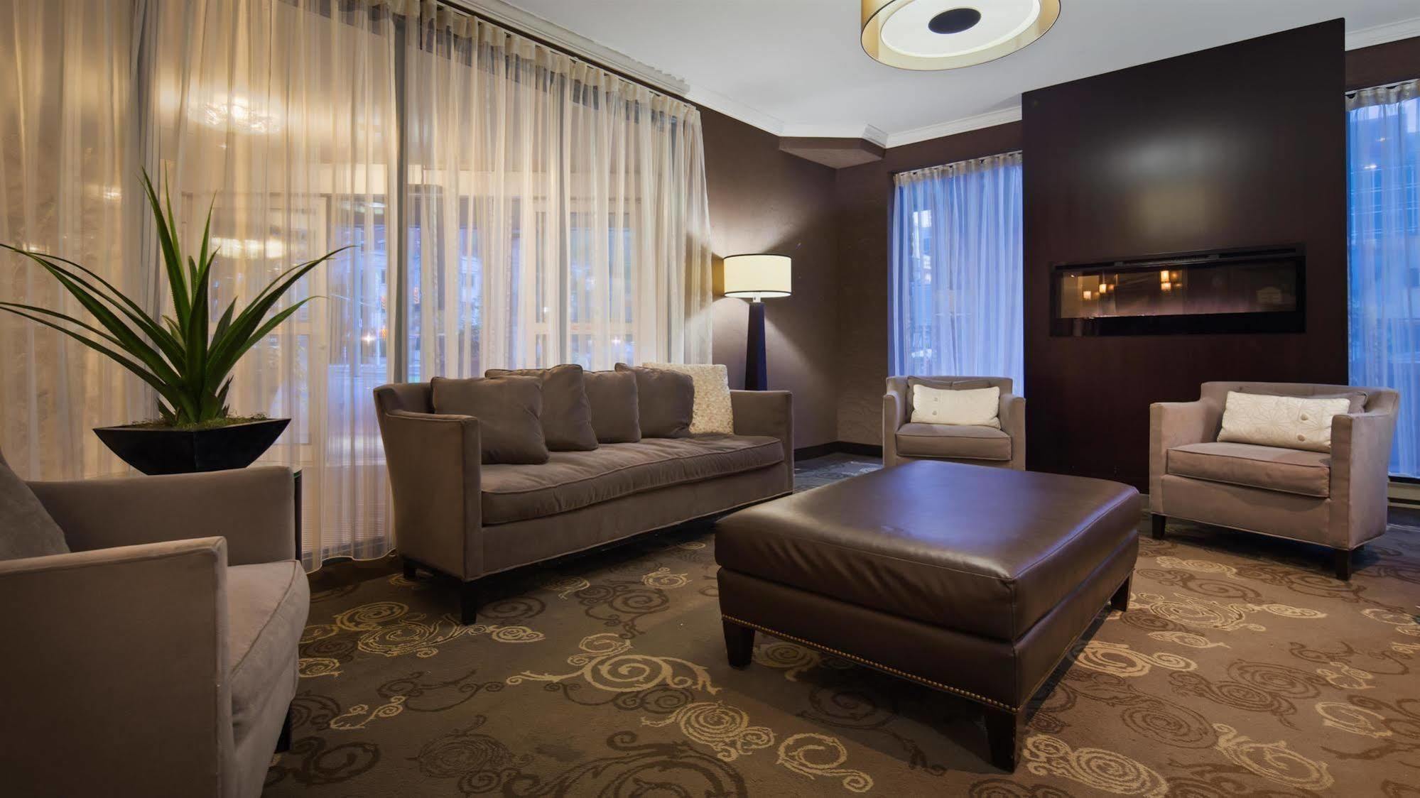 Best Western Plus Ottawa Downtown Suites מראה חיצוני תמונה